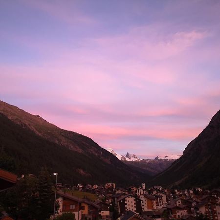 Petit Paradisli Täsch Buitenkant foto